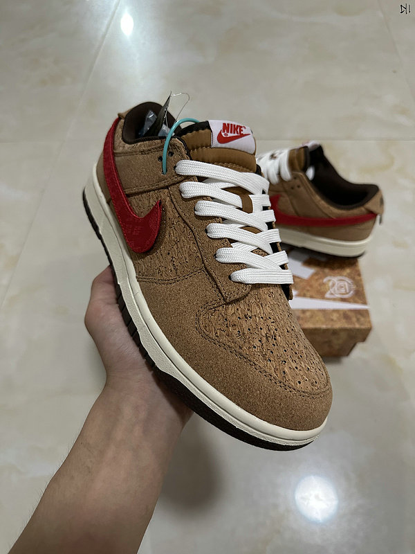 Nike Dunk Low SP
CLOT Cork